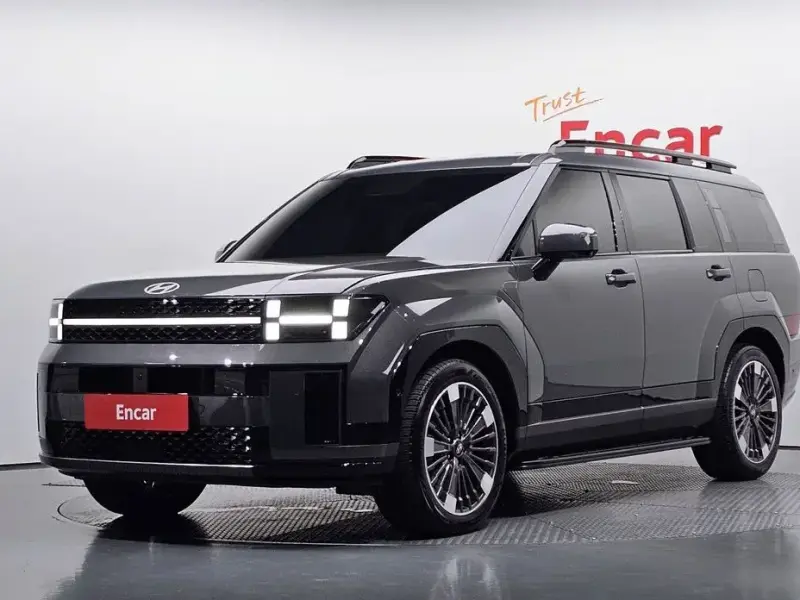 2025 Hyundai Santa Fe с пробегом 11 012 км