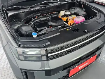 2025 Hyundai Santa Fe с пробегом 11 012 км