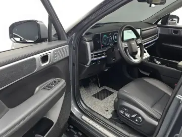 2025 Hyundai Santa Fe с пробегом 11 012 км