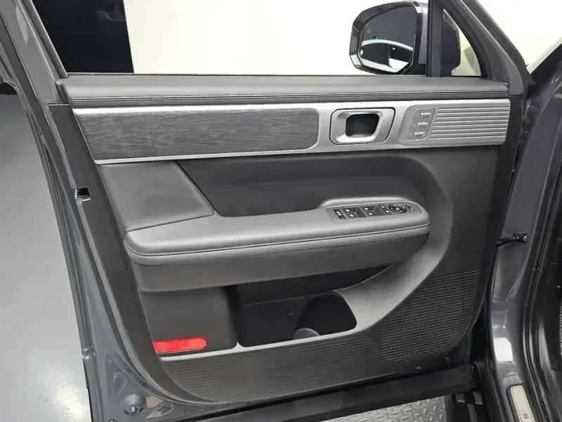 2025 Hyundai Santa Fe с пробегом 11 012 км