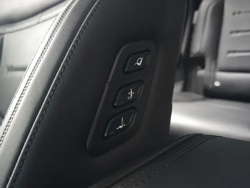 2025 Hyundai Santa Fe с пробегом 11 012 км