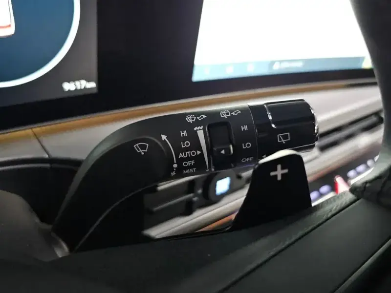 2024 Hyundai Santa Fe с пробегом 9 617 км
