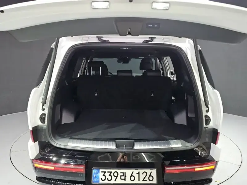 2024 Hyundai Santa Fe с пробегом 9 617 км