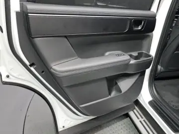 2024 Hyundai Santa Fe с пробегом 9 617 км