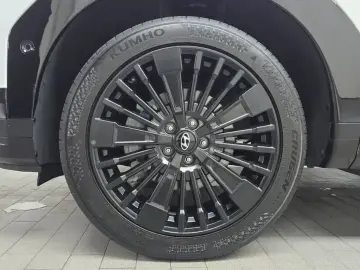 2024 Hyundai Santa Fe с пробегом 24 605 км