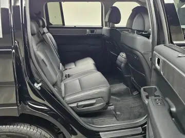 2025 Hyundai Santa Fe с пробегом 6 944 км