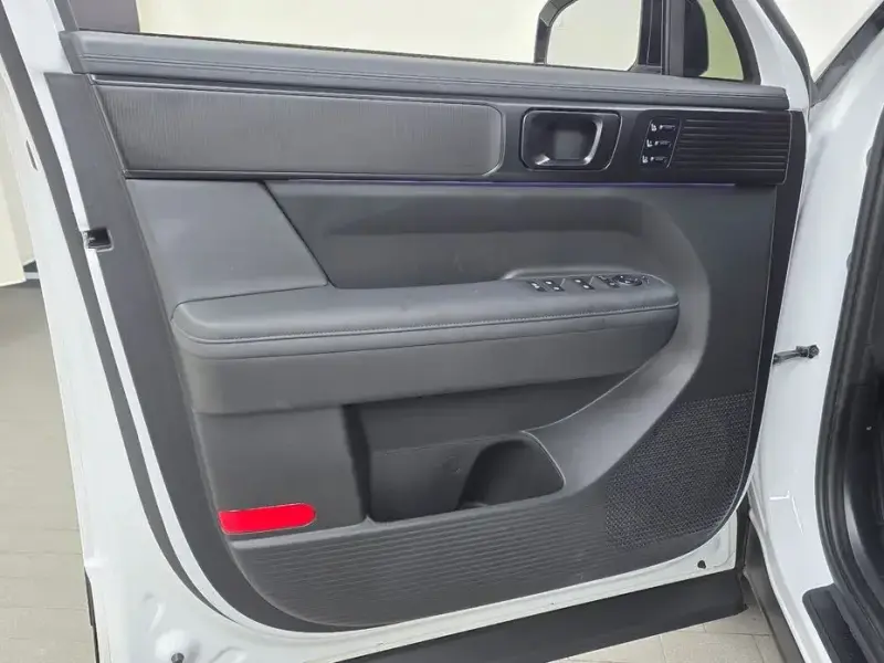 2024 Hyundai Santa Fe с пробегом 24 605 км