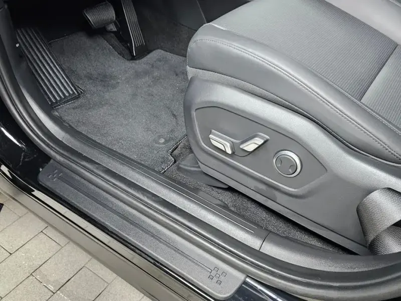 2025 Hyundai Santa Fe с пробегом 6 944 км