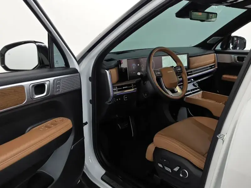 2024 Hyundai Santa Fe с пробегом 38 759 км