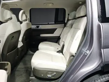 2024 Hyundai Santa Fe с пробегом 22 537 км