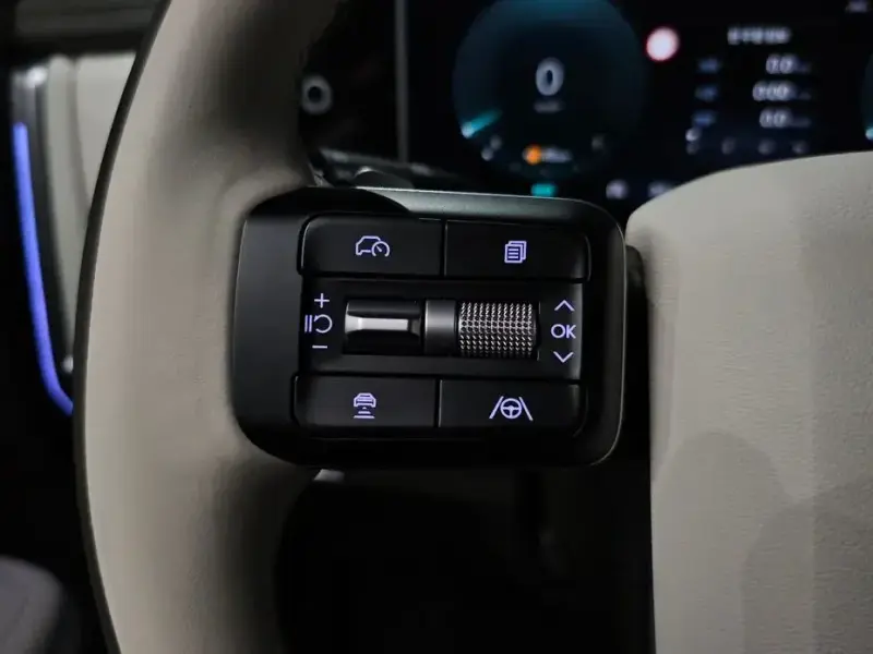2024 Hyundai Santa Fe с пробегом 22 537 км