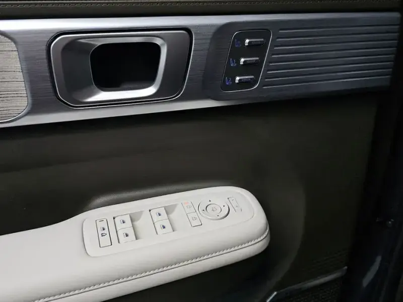 2024 Hyundai Santa Fe с пробегом 22 537 км