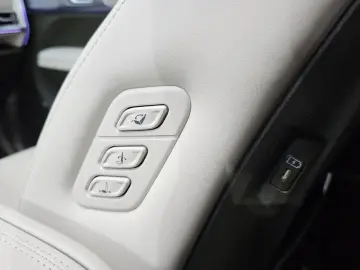 2024 Hyundai Santa Fe с пробегом 22 537 км