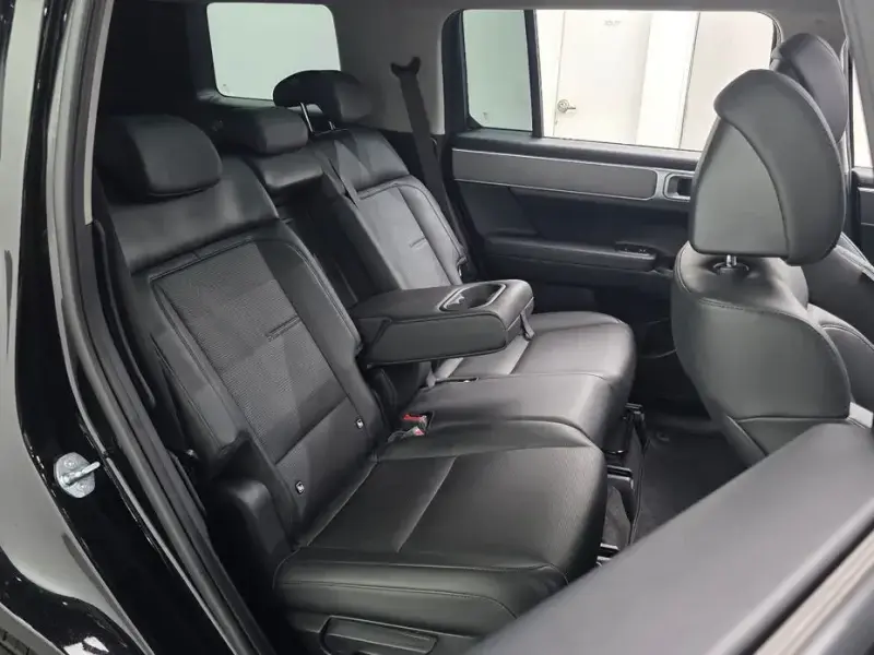 2025 Hyundai Santa Fe с пробегом 37 374 км