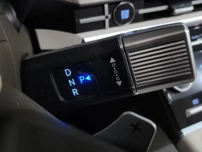 2023 Hyundai Santa Fe с пробегом 63 648 км