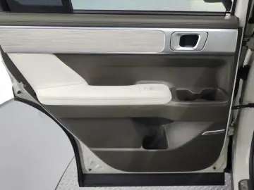 2023 Hyundai Santa Fe с пробегом 63 648 км
