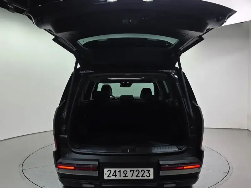 2025 Hyundai Santa Fe с пробегом 37 374 км