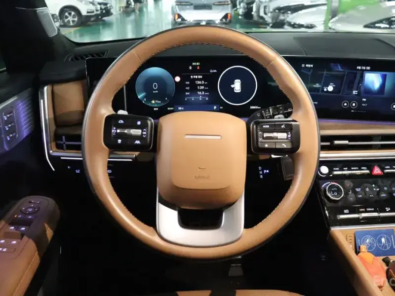 2023 Hyundai Santa Fe с пробегом 38 801 км