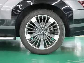 2023 Hyundai Santa Fe с пробегом 38 801 км