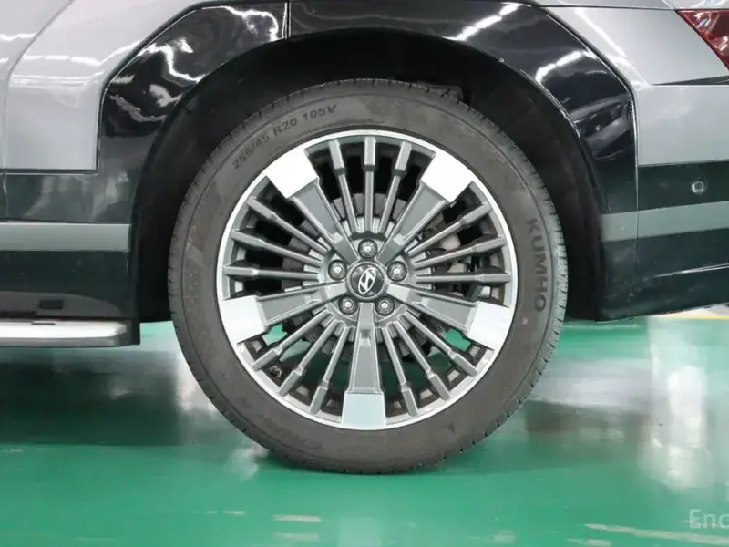 2023 Hyundai Santa Fe с пробегом 38 801 км