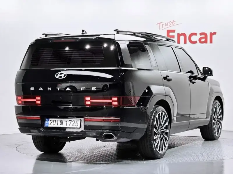 2024 Hyundai Santa Fe с пробегом 68 719 км
