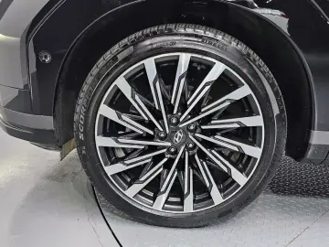 2024 Hyundai Santa Fe с пробегом 68 719 км