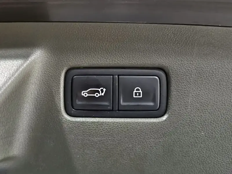 2024 Hyundai Santa Fe с пробегом 68 719 км