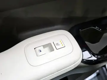 2024 Hyundai Santa Fe с пробегом 68 719 км