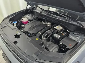 2024 Hyundai Santa Fe с пробегом 16 962 км