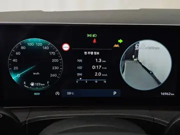 2024 Hyundai Santa Fe с пробегом 16 962 км