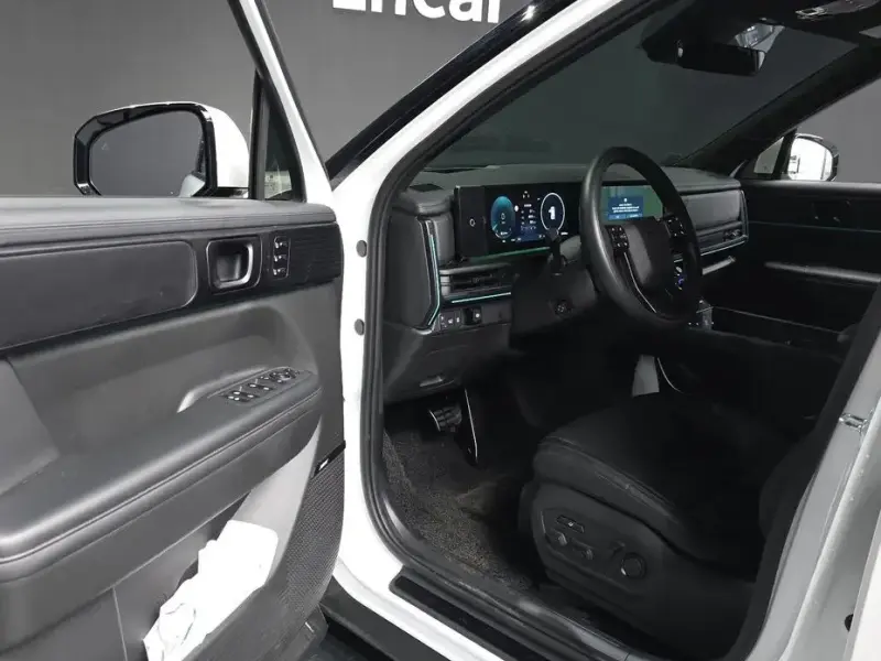 2024 Hyundai Santa Fe с пробегом 25 948 км