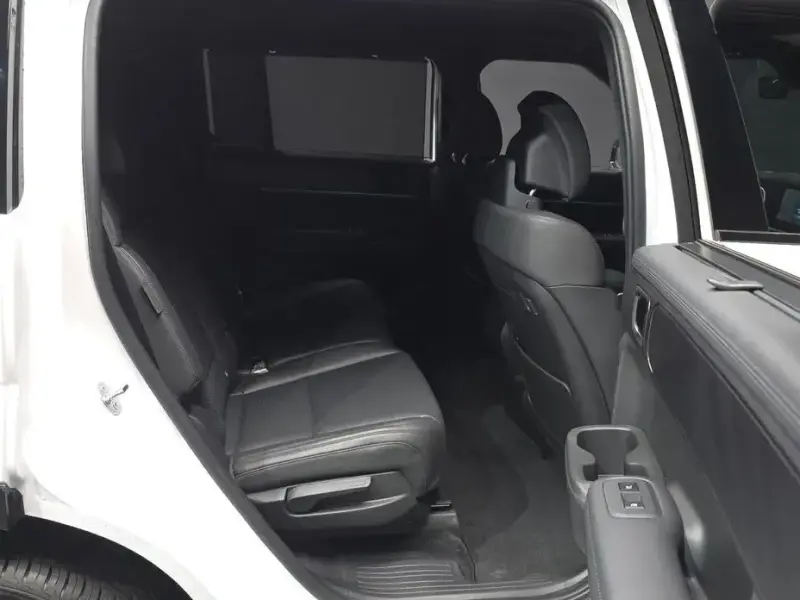 2024 Hyundai Santa Fe с пробегом 25 948 км