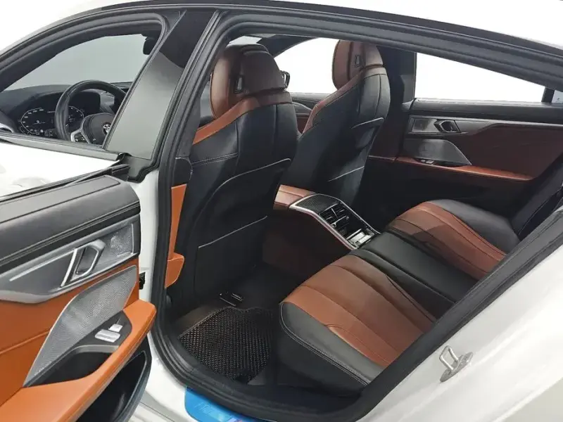2025 BMW 8 серии с пробегом 58 643 км