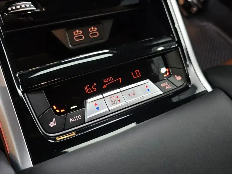 2025 BMW 8 серии с пробегом 58 643 км