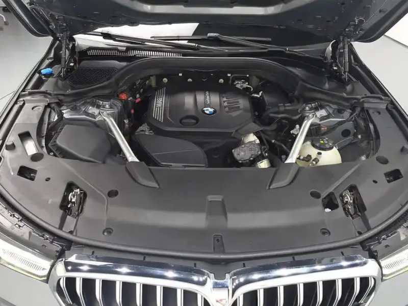 2023 BMW 6 серии с пробегом 43 928 км