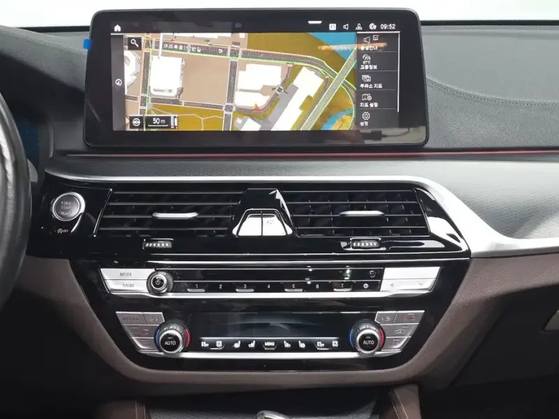 2023 BMW 6 серии с пробегом 43 928 км