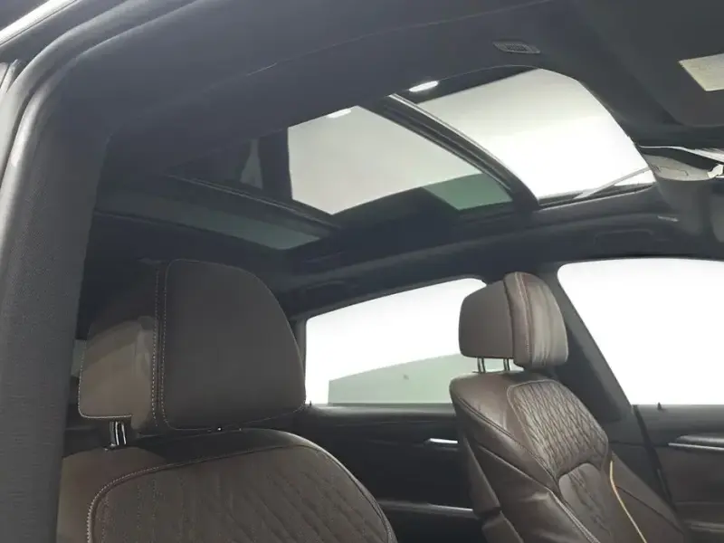 2023 BMW 6 серии с пробегом 43 928 км