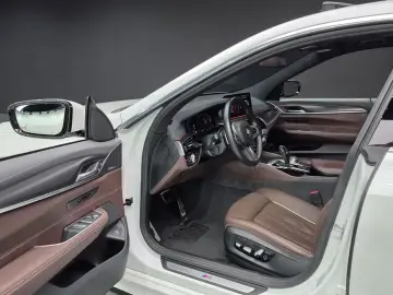2023 BMW 6 серии с пробегом 19 283 км