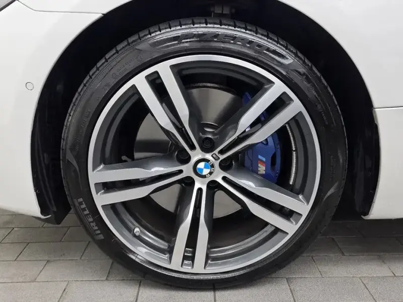 2023 BMW 6 серии с пробегом 28 140 км