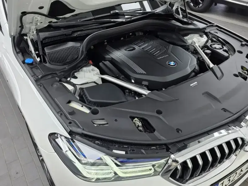 2023 BMW 6 серии с пробегом 28 140 км