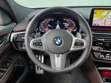 2023 BMW 6 серии с пробегом 28 140 км