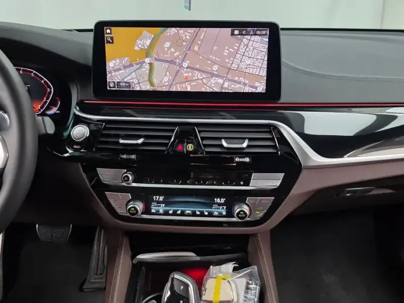 2023 BMW 6 серии с пробегом 28 140 км