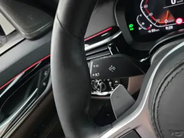 2023 BMW 6 серии с пробегом 28 140 км
