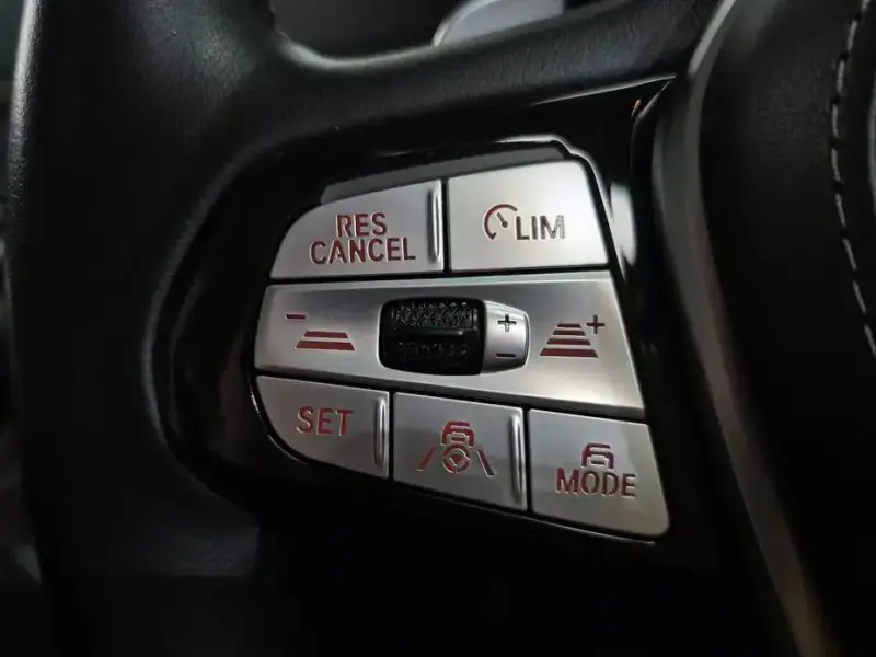 2021 BMW 6 серии с пробегом 116 475 км