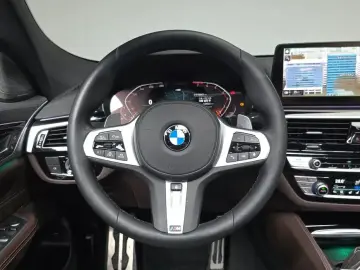 2021 BMW 6 серии с пробегом 52 063 км