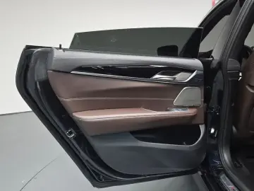 2021 BMW 6 серии с пробегом 52 063 км