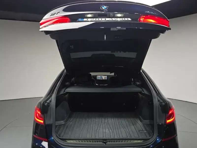 2021 BMW 6 серии с пробегом 52 063 км