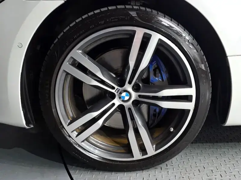 2023 BMW 6 серии с пробегом 39 201 км