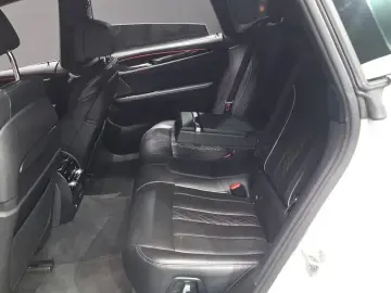2023 BMW 6 серии с пробегом 39 201 км