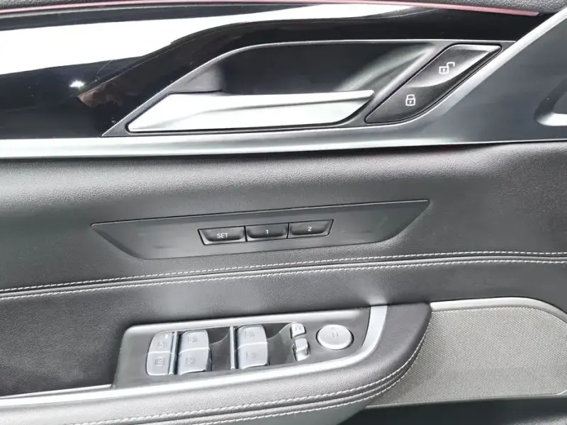 2023 BMW 6 серии с пробегом 39 201 км